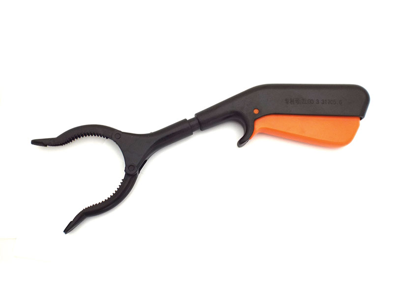 grabber tools